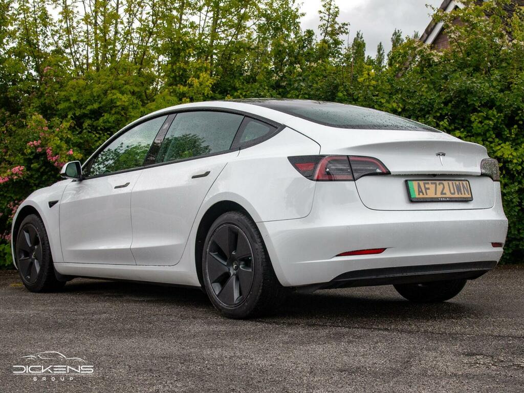 Tesla Model 3 Saloon Rwd 202272 AF72UWN White #4