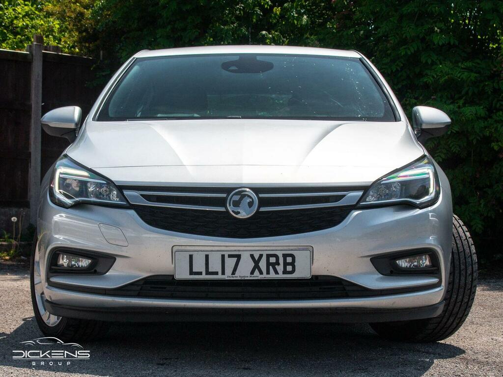 Vauxhall Astra Hatchback 1.4I Sri Euro 6 201717 LL17XRB Silver #2