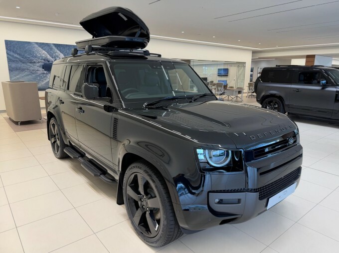 Land Rover Defender 130 D350 Mhev X-dynamic Hse Euro 6 Black