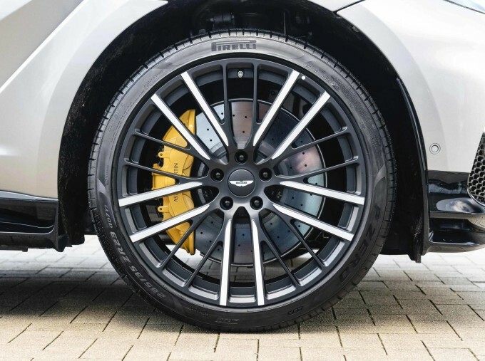 Aston Martin DBX V8 Euro 6 WX75VSD Silver #4