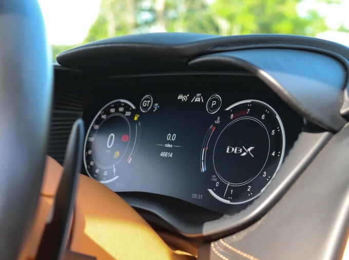 Aston Martin DBX V8 Euro 6 WX70YRS Green #6