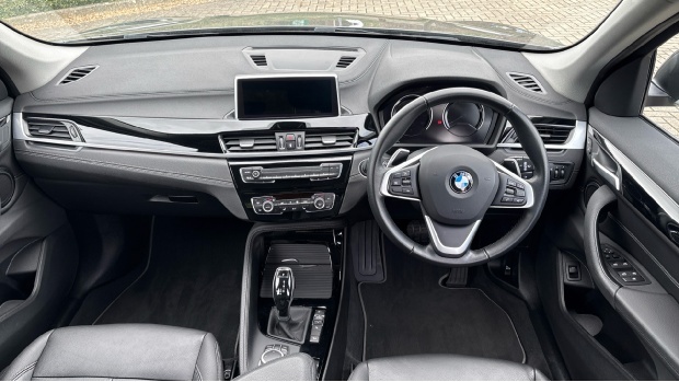 BMW X1 20I Xline Xdrive Euro 6 HK71EJY Grey #4