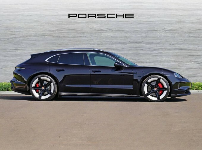 Porsche Taycan Performance 89Kwh 4S Sport Turismo 11Kw Charger CK75NRJ Black #6