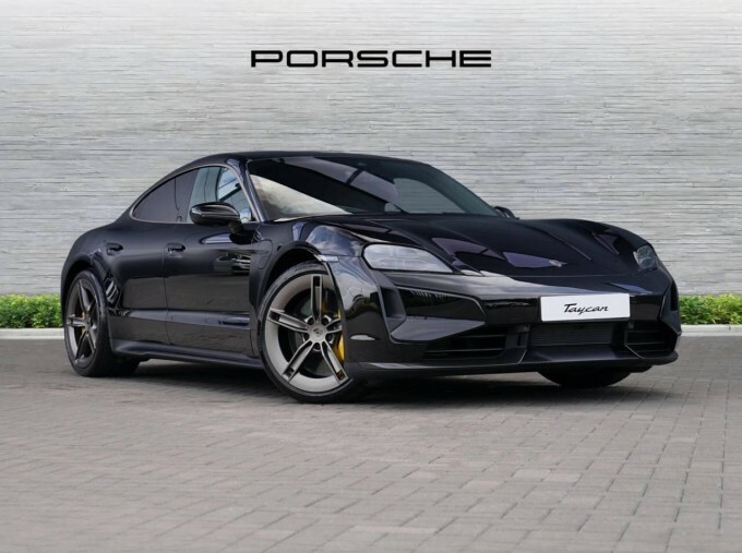 Porsche Taycan Performance Plus 105Kwh Turbo S Cross Turismo 11K Black