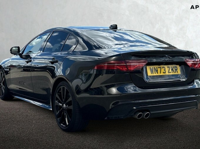 Jaguar XE D200 Mhev R-dynamic Se Black Euro 6 Black #2