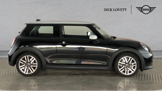 Mini Hatch 1.5C Classic Steptronic Euro 6 WP24ODK Black #3
