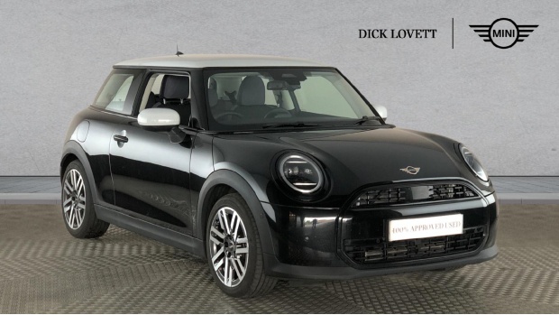 Mini Hatch 1.5C Classic Steptronic Euro 6 Black