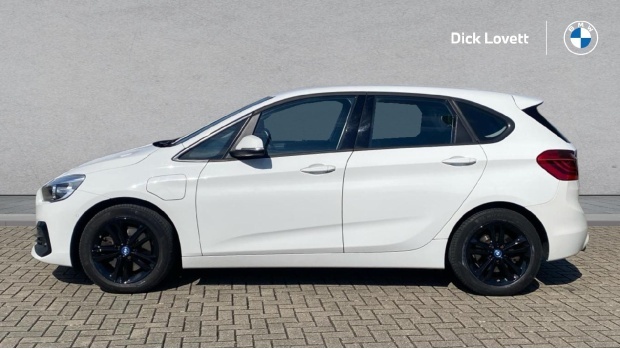 BMW 2 Series Active Tourer 225Xe 7.6Kwh Sport Euro 6 YG69ATX White #3