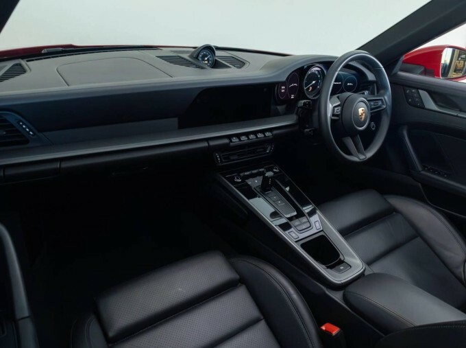 Porsche 911 992 Carrera 4 Pdk Euro 6 MV23TKE Red #4
