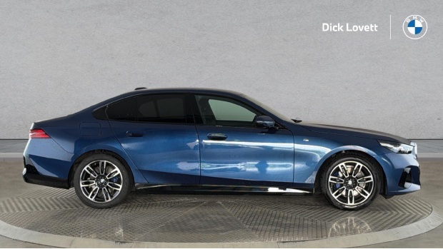 BMW 5 Series 520I Mht M Sport Steptronic Euro 6 GY25WEJ Blue #3