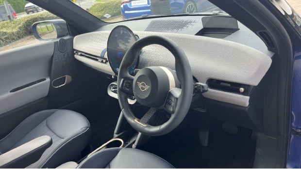 Mini Electric Se 54.2Kwh Exclusive Blue #6