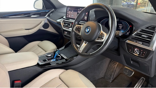 BMW iX3 80Kwh M Sport KR72DCU Black #6