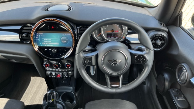 Mini Hatch Cooper Sport Steptronic Euro 6 LV22JUU Green #5