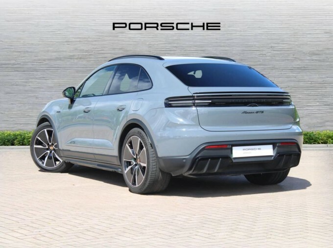 Porsche Macan 100Kwh Gts WM75MXS Grey #2