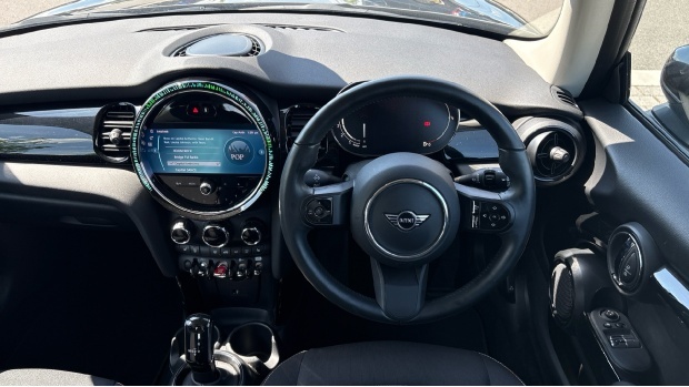 Mini Hatch Cooper Classic Steptronic Euro 6 WN73OAV Black #5