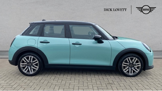 Mini Hatch 1.5C Classic Steptronic Euro 6 CA74LPX Green #3