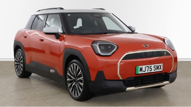 Mini Aceman Se 54.2Kwh Exclusive Red