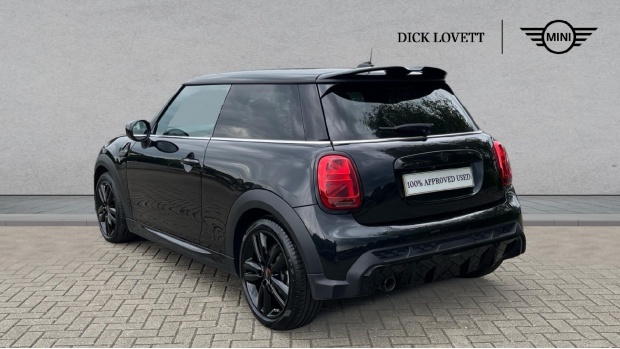Mini Hatch Cooper Sport Steptronic Euro 6 LG24WKA Black #2