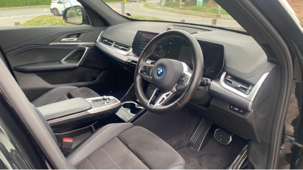 BMW iX1 30 66.5Kwh M Sport Xdrive 11Kw Charger EA73WXC Blue #6
