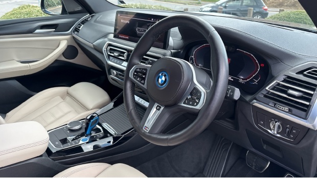 BMW iX3 80Kwh M Sport Pro VF22FYW Black #6