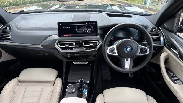 BMW iX3 80Kwh M Sport Pro VF22FYW Black #4