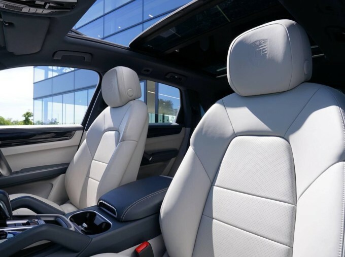 Porsche Cayenne V6 Tiptronics Euro 6 CJ22OKL Blue #5