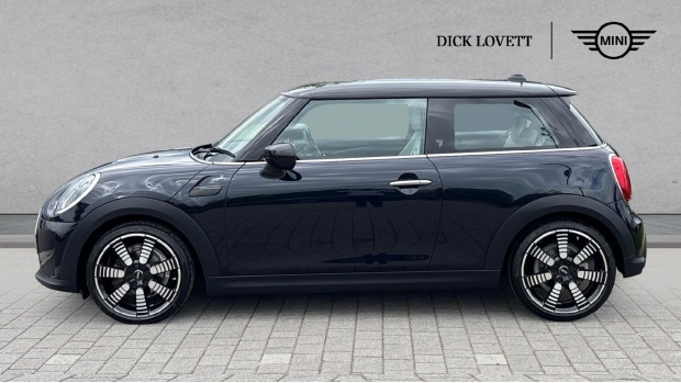 Mini Hatch Cooper Exclusive Euro 6 Black #3
