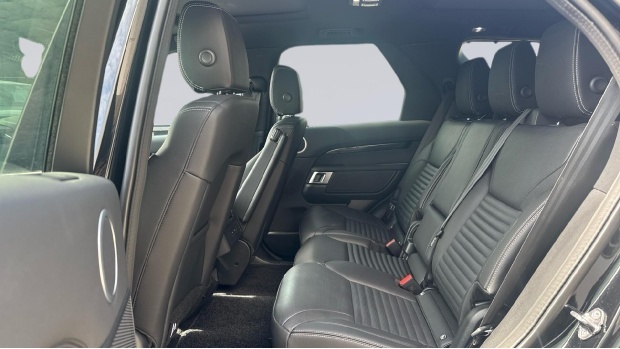 Land Rover Discovery D350 Mhev S Euro 6 WM75NXF Black #4