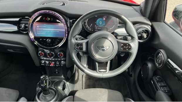 Mini Hatch Cooper S Sport Steptronic Euro 6 WR73YUL Red #5