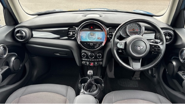 Mini Hatch Cooper Classic Euro 6 WV22XDD Blue #4