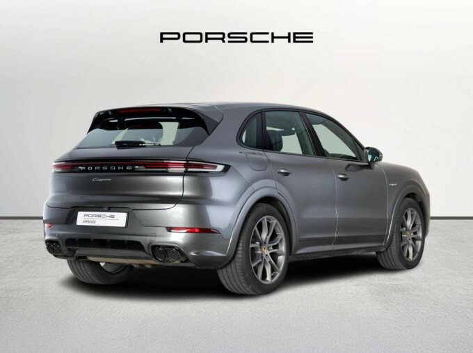 Porsche Cayenne V6 E-hybrid 25.9Kwh Tiptronics Euro 6 VK74YKV Grey #3