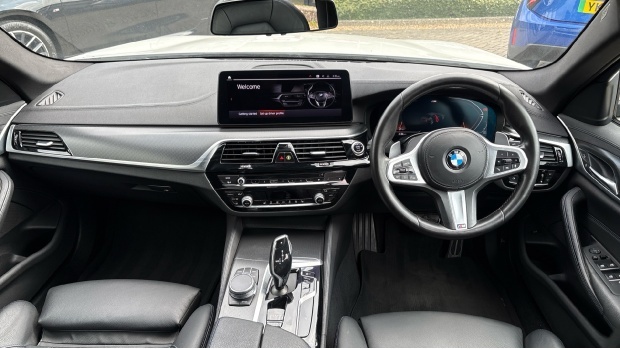 BMW 5 Series 520D Mht M Sport Steptronic Euro 6 ML70CYZ White #4