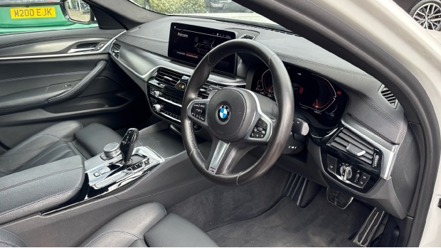 BMW 5 Series 520D Mht M Sport Steptronic Euro 6 ML70CYZ White #6