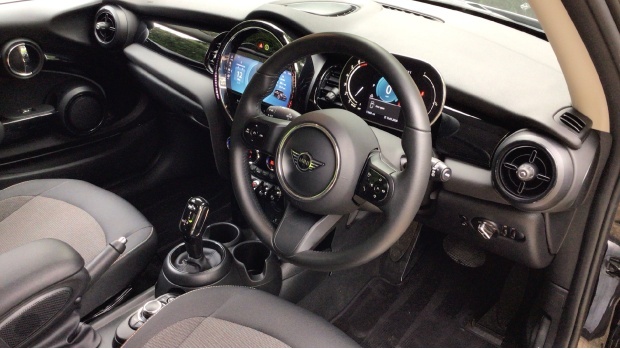 Mini Hatch Cooper Classic Steptronic Euro 6 RJ72VJC Black #6