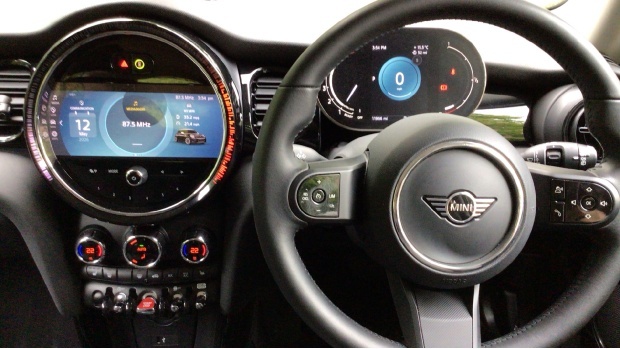 Mini Hatch Cooper Classic Steptronic Euro 6 RJ72VJC Black #5