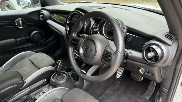 Mini Hatch Cooper Sport Steptronic Euro 6 OV22XVB White #6