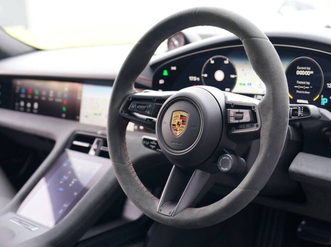 Porsche Taycan Performance Plus 93.4Kwh Gts 11Kw Charger CY72AVB White #4