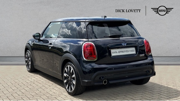 Mini Hatch Cooper Exclusive Steptronic Euro 6 BM23NVB Black #2