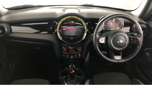 Mini Hatch Cooper S Sport Steptronic Euro 6 YS73DWF White #4
