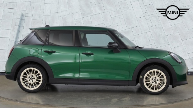 Mini Hatch 2.0S Exclusive Steptronic Euro 6 YC74NBO Green #3