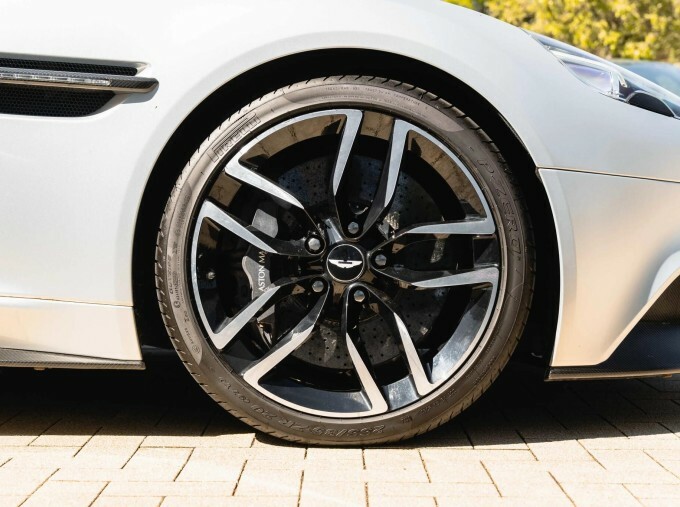 Aston Martin Vanquish V12 T-troniii Euro 6 Silver #4