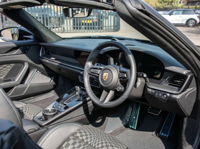Porsche 911 -Hybrid 992 Spirit 70 Pdk Euro 6 Black #4
