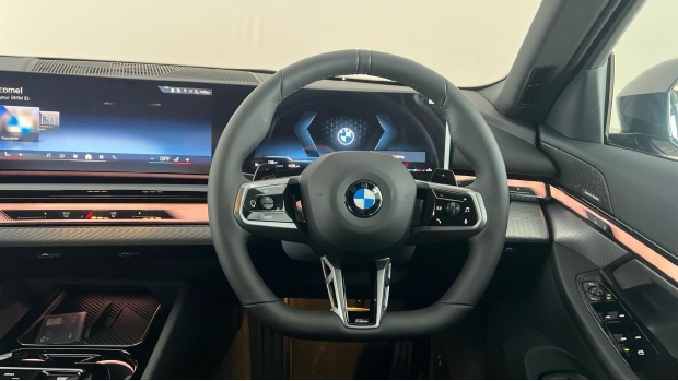 BMW 5 Series 520I Mht M Sport Steptronic Euro 6 WO75CHV Blue #5