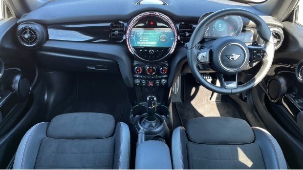 Mini Hatch Cooper S Sport Steptronic Euro 6 WO22DXA Grey #4