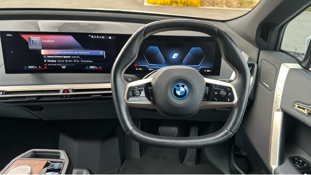BMW iX 40 76.6Kwh M Sport Xdrive MM22HZT White #5