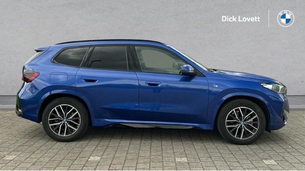BMW iX1 20 66.5Kwh M Sport Edrive 11Kw Charger YB25OKV Blue #3