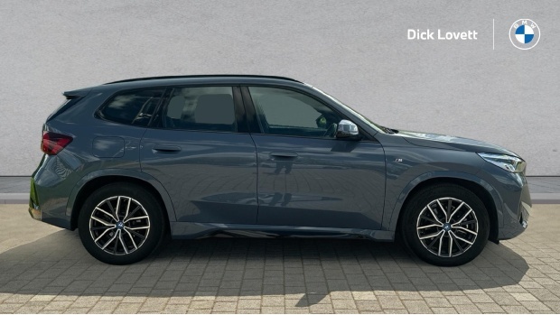 BMW iX1 30 66.5Kwh M Sport Xdrive 11Kw Charger NA24LZO  #3