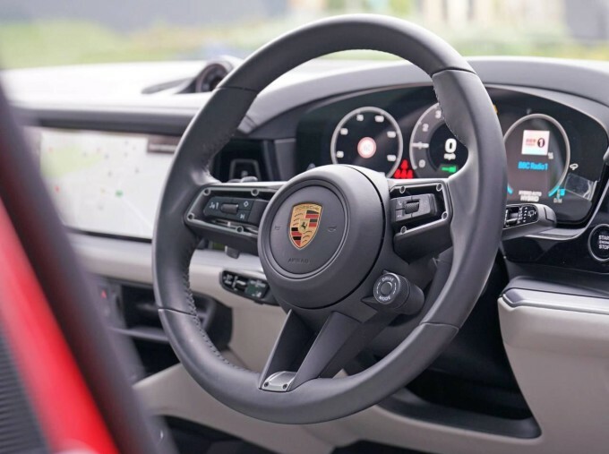 Porsche Cayenne V6 E-hybrid 25.9Kwh Tiptronics Euro 6 RX75WRV Red #4