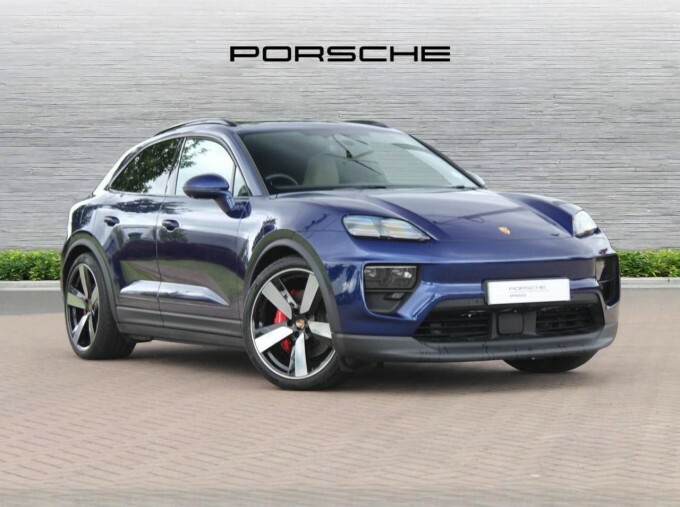 Porsche Macan 100Kwh 4S Blue
