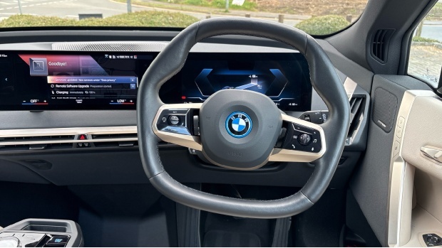BMW iX 40 76.6Kwh M Sport Xdrive BK22YZC Blue #5